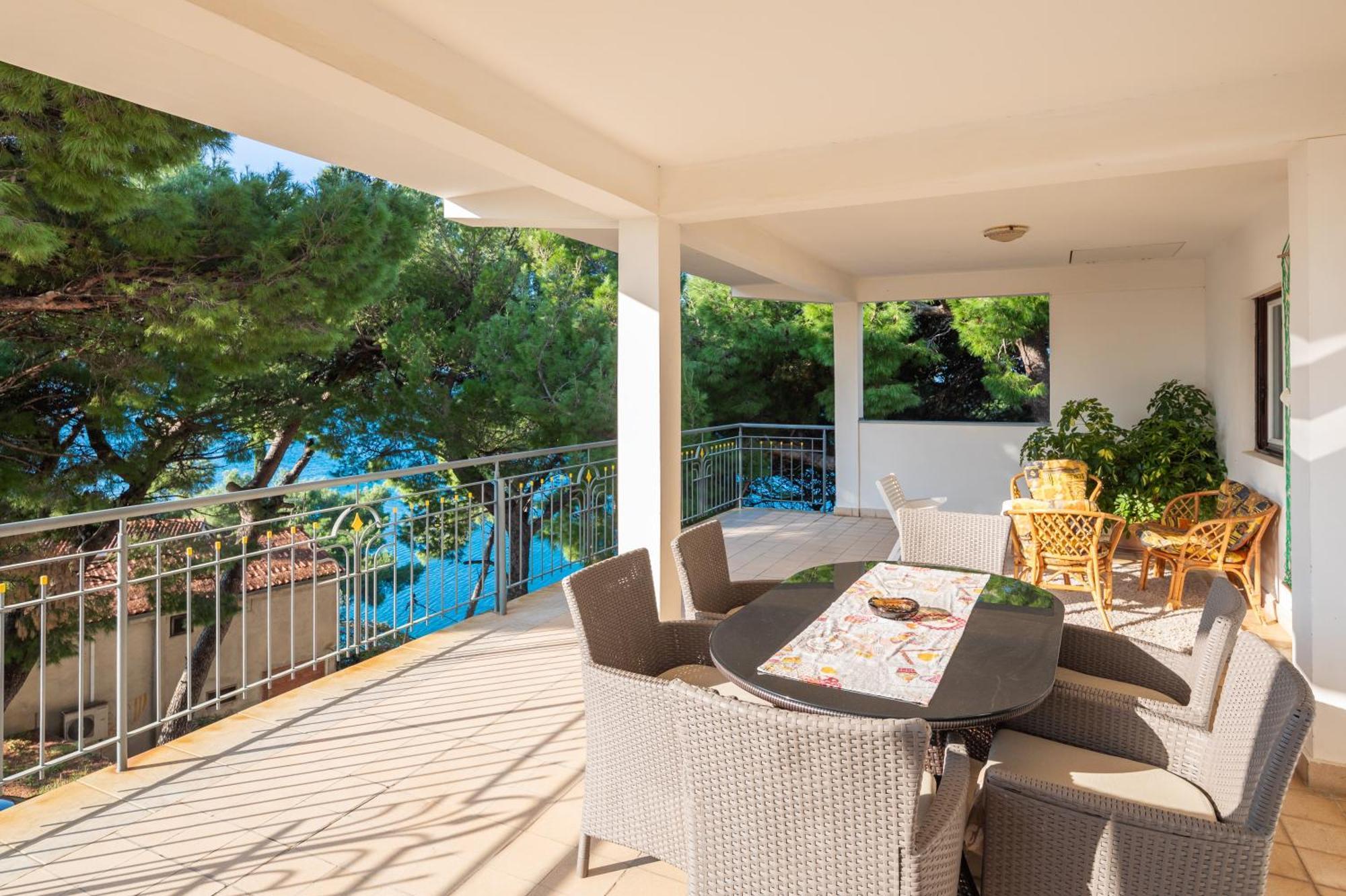 Urban Edge - Beach Apartments Omiš Exterior foto